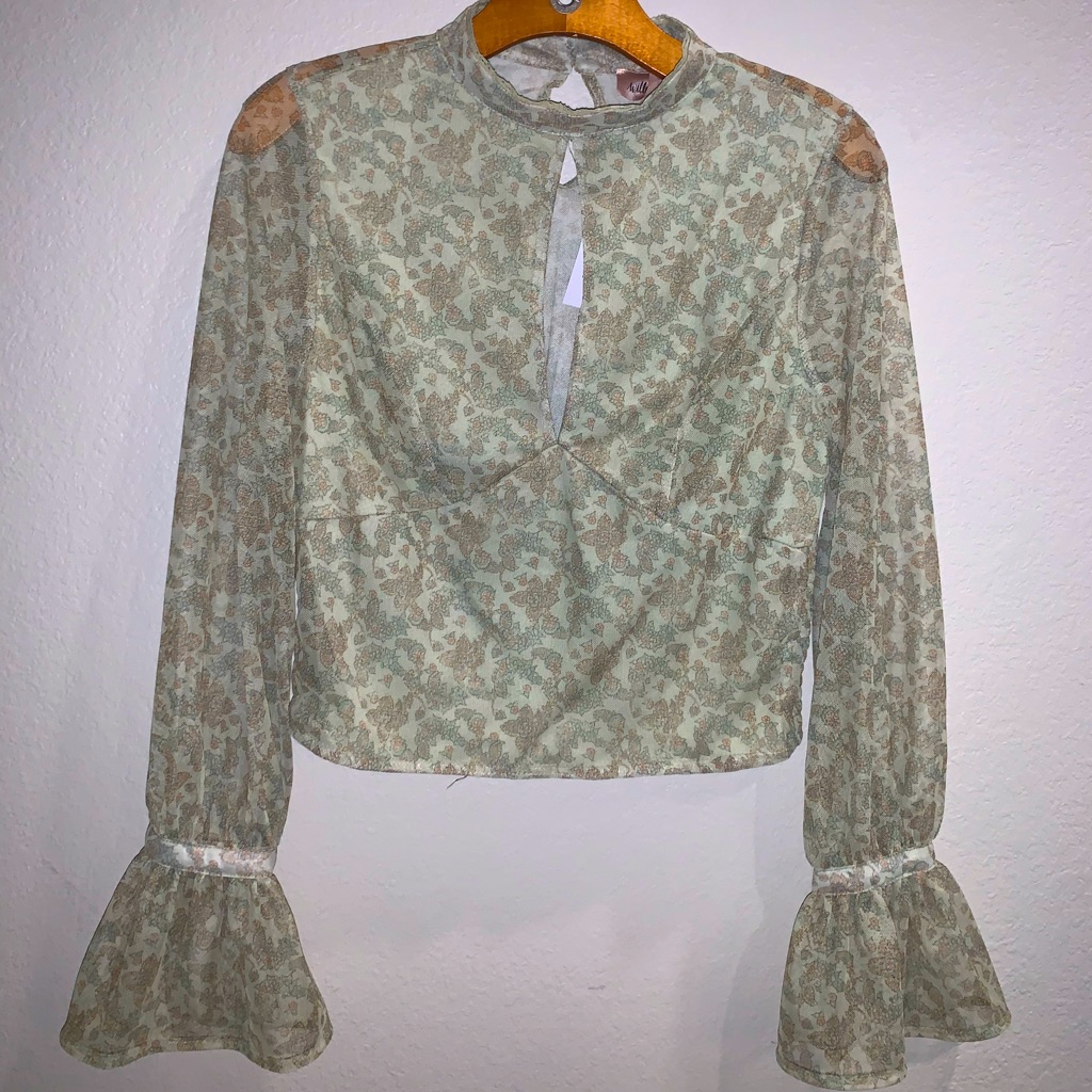Brand New Buckle Brand 70s Style Long Sleeve Tee